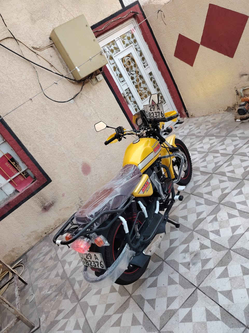 دايوان ماكس • ٢٠٢٣ • لوحات طالعة