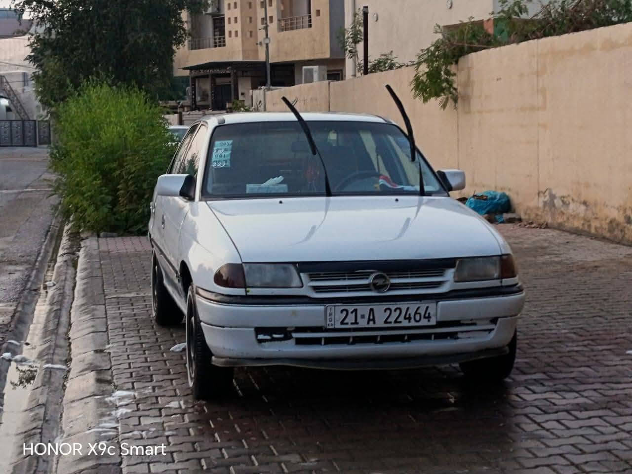 السلام عليكم
مكلف مكلف.....
اوبل استره موديل ٩٤ محرك ١٦للبيع
ترهم نقد مده ٦ أشهر مده سنه

اتصل ***********

نص مكتوب في الصور:
- HONOR X9c Smart