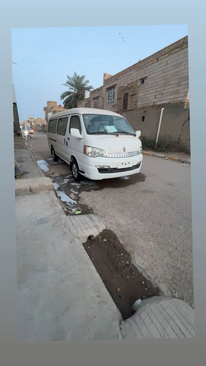 سلام عليكم جنبي البيع مديل 2015ستلام جديدصارلي سبوع ستلامت ارقام سنويه 31سياره زيرو ماماشيه  ***********
