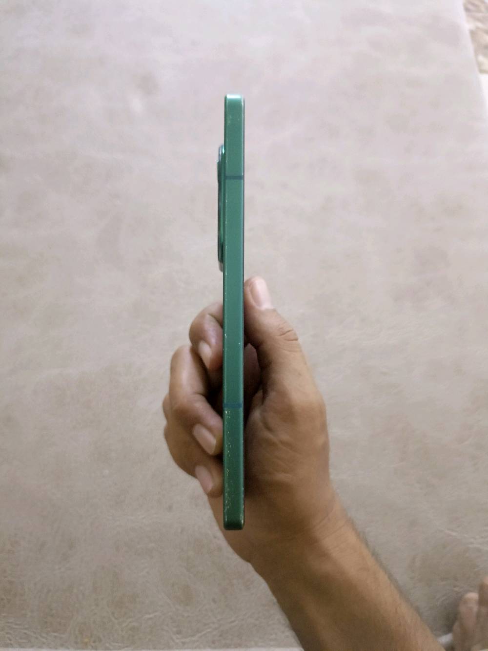 انفنكس نوت 50 ...5g
الشاشة والضهر كلش نظيفات فقط جراد خفيف بالشاصي بسبب الحافظة ملحقات كاملة ذاكرة 256
