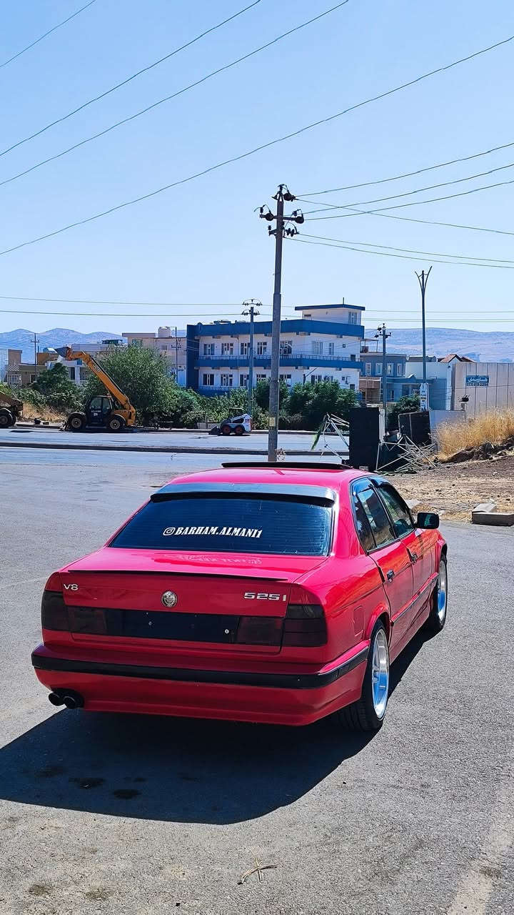 بي ام دبليو 528i • جير ZF • باكج M