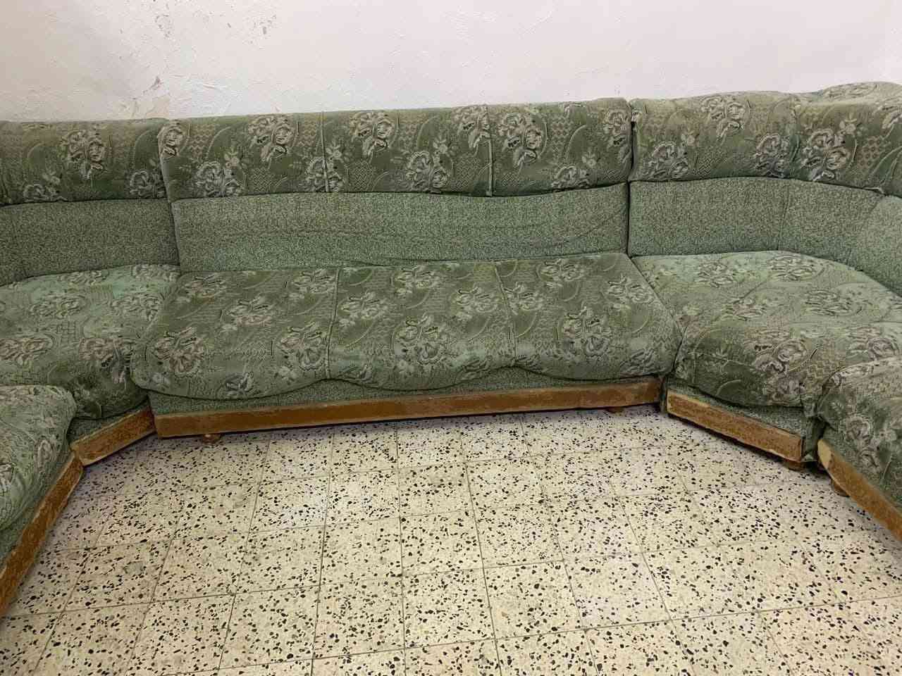 ديوان • ٨متار
