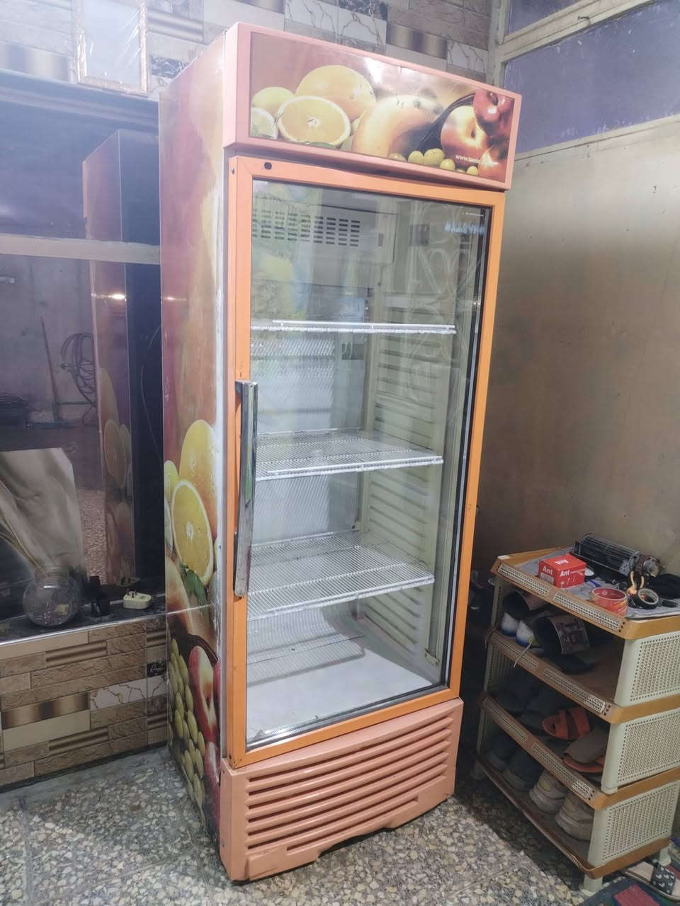 عارضات عمودي عدد 2 ومجمدة حجم 18 قدم السعر كلهن 600 العنوان بغداد حي اور الشراي يتصل على هذا الرقم ***********
