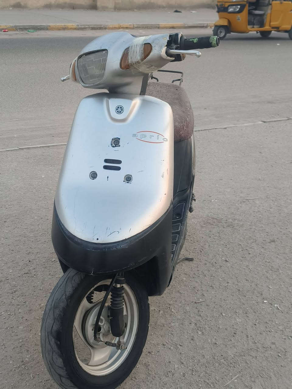 سلام عليكم دراجه بتره نضيفه شغاله مكينه ناعمه اول فتحه اله أشاير لايت بكلايت سلف هندر كله شغال دراجه كامله مكينه نضيفه كلش سعره 225وبخدمت الشراي مكاني ناصريه مركز وهاذه رقمي للشراي ***********
