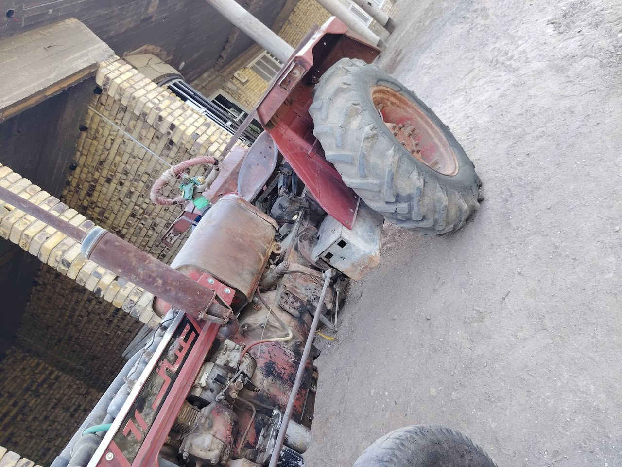 سلام عليكم عنتر اللبيع 87بدون كير ومحرك وكسن ومقدم جديد
مكينه بلاديه ابريك دهن دينما وسلف جدد سعر 2750وبيه مجال
مكاني بابل القاسم 
 ***********
