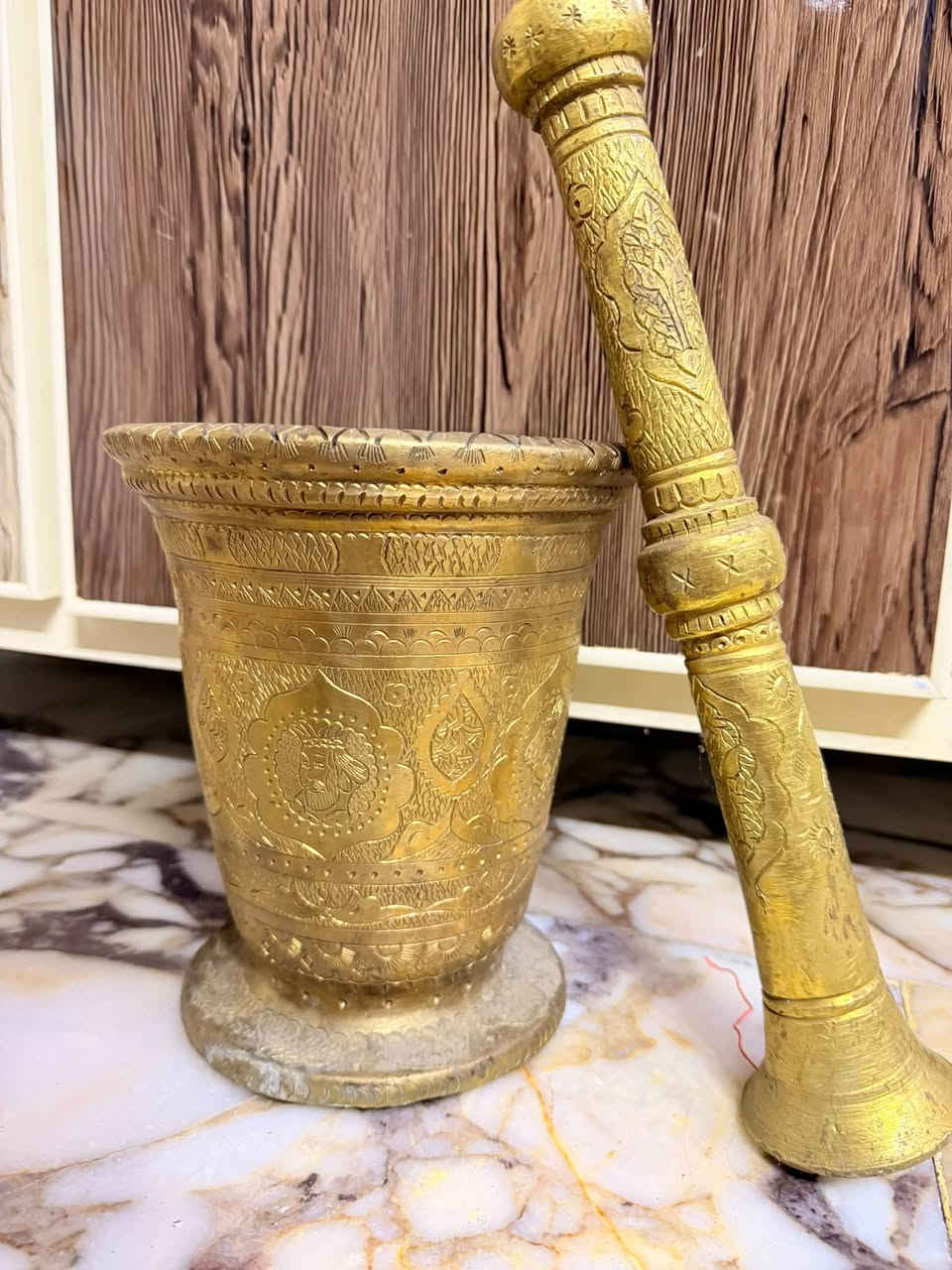 ارتفاع ٢٢ ارتفاع اليده ٣٦وزن ١٢،٥سعر ٣٣٠ الف يوجد توصيل

