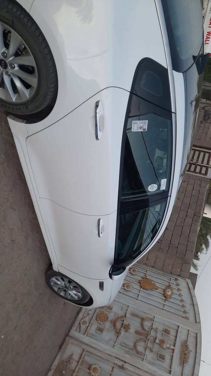 السلام عليكم للبيع  اوبتيما S 2018 
وارد امريكي GDI 2400 رقم بغداد باسمي تحويل نفس اليوم اذا تريد سنويه 2030 حادثه جاملغ ايسر سرقه فقط يعني السياره كلين بدون حادث سونار موجود سياره نضيفه 
السعر. 145$   وبيها مجال بسيط حك الجية
العنوان بابل
للاستفسار الاتصال:***********
