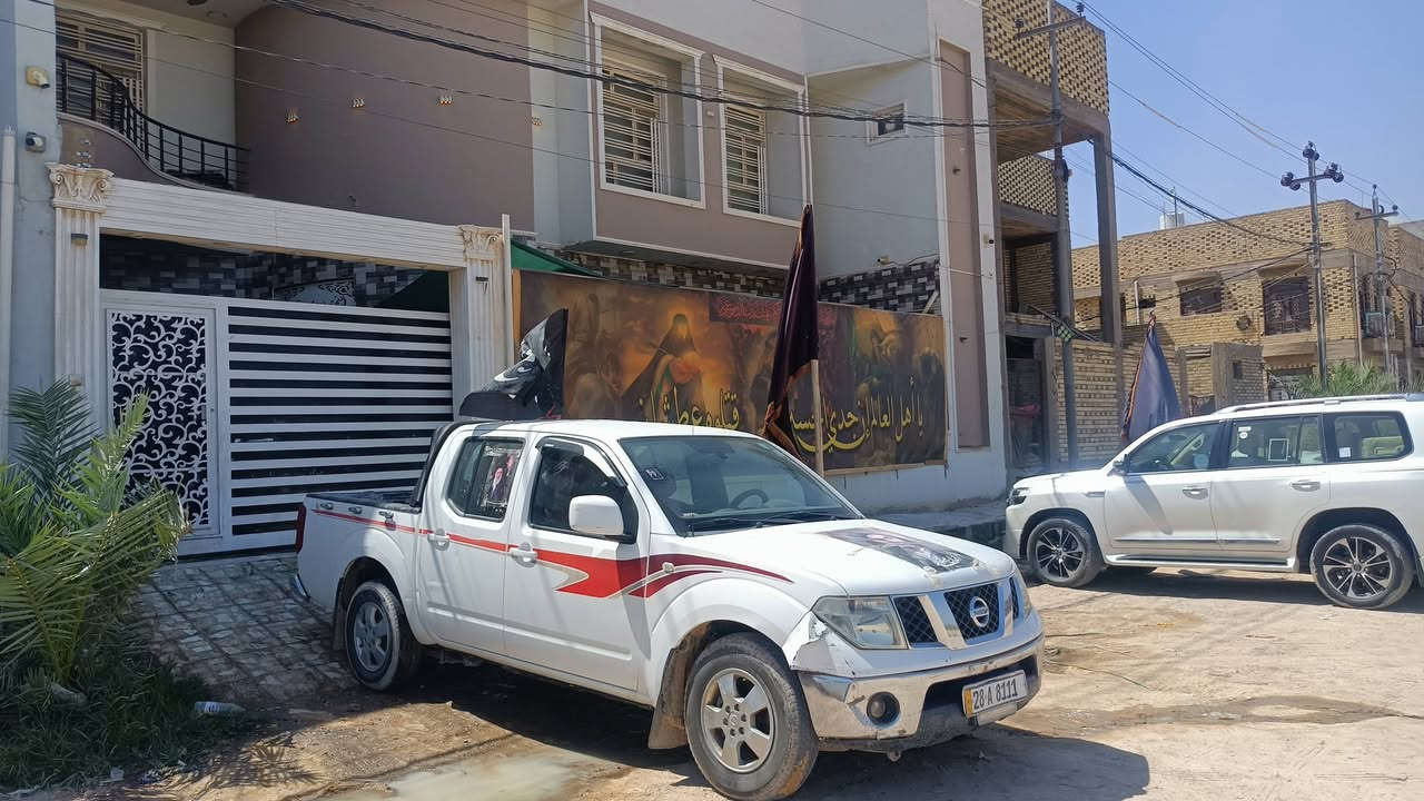 سلام عليكم 
البيع
سعر 75 ورقه قفل 
موديل 10
***********
بدون صبغ ماعدا شويا بل جاملغ بصيط 
عازيا ترتيب بصيط
