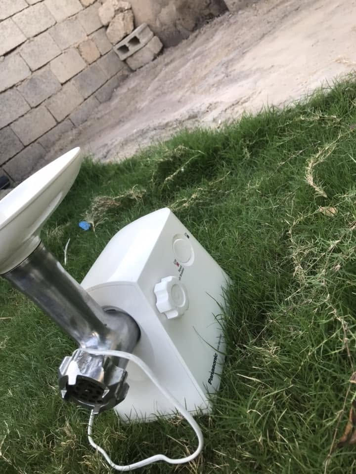 لسلام عليكم شباب للبيع مثرامه كلش جديده شرط السعر ٣٥بيها مجال الشراي يجي خاص او هاذ رقمي ***********

