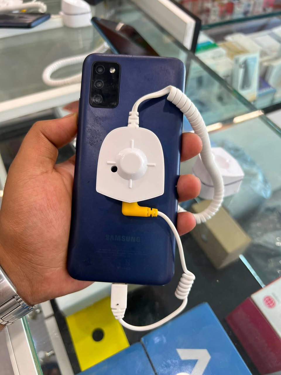 📱 أجهزة مستخدمة للبيع

🔹 Samsung Galaxy A02s (A025)

* الشاشة مستبدلة شاشة وكالة
* الذاكرة: 64GB
* السعر: 65,000 د.ع

🔹 Realme C21Y

* الذاكرة: 64GB
* السعر: 65,000 د.ع

🔹 Tecno Spark 8C

* الذاكرة: 64GB
* السعر: 65,000 د.ع

***********

