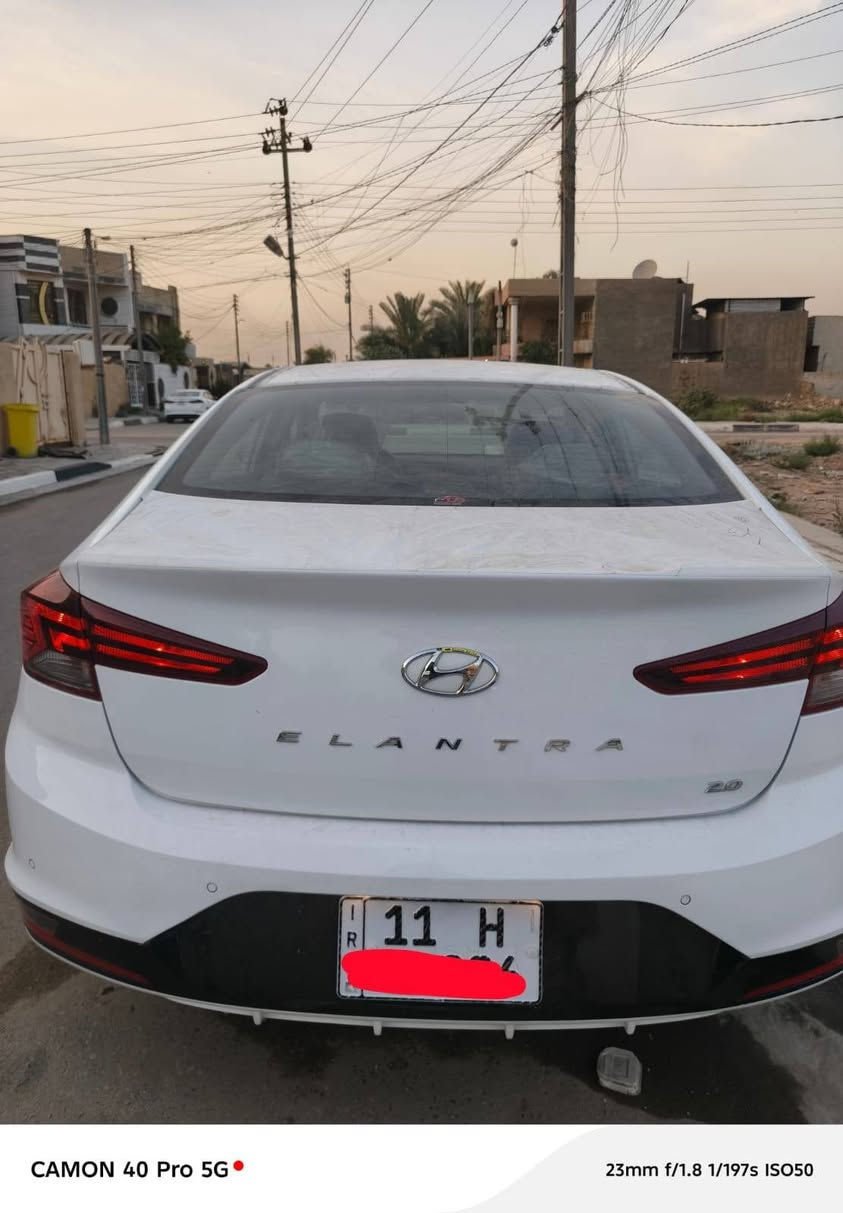 السلام عليكم
هونداي ألنترا خليجي 
رقم بغداد مشروع وطني 
عداد ١١ الف ماشيه
موديل ٢٠٢٠
مكفوله من صبغ وتبديل كفاله عامه
بصمه
فتحه سقف
حجم المحرك ٢٠٠٠ دوش  مامفتوح 
شاشه كبيره لمس أندرويد 
داخل جلد لونين بيجي
حساس أمامي خلفي
تبريد أمامي خلفي
اشاره بلمري
لد أمامي نهاري ليلي 
السعر ١٨٥
بيع فقط مكان السياره  بغداد غير متواجد ع خاص للشراي هاذا رقمي ‎***********
