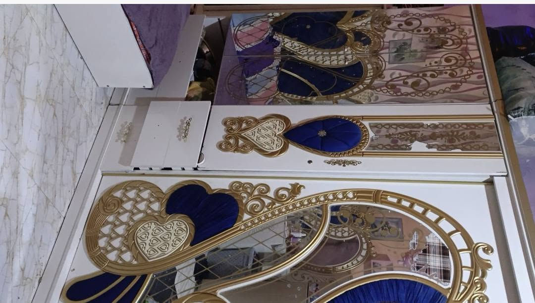 السلام عليكم انه من البصره وعندي غرفه تركيه 7قطع مستعجله على بيعتها ياريت الي حسابه صاعد  ينشرها الي

غرفه تركيه ضخمه 7قطع اشتريتها مليون و800 اريدها ب400 وبيها مجال  مستعجله على بيعتها  الي يريدها يحاجيني خاص
