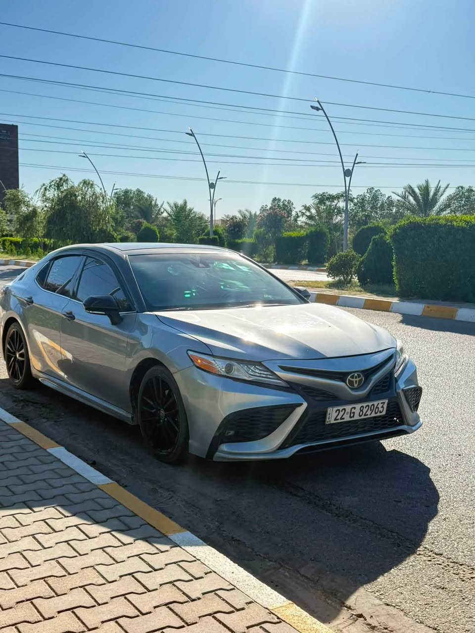 كامري 2021
Xse 
ماشيه 85.000 كيلو متر
باب سايق بي تعديل بارد
وبيها تعديل براس الشاصي 
‭***********‬
سيارة موجودة بتكريت
