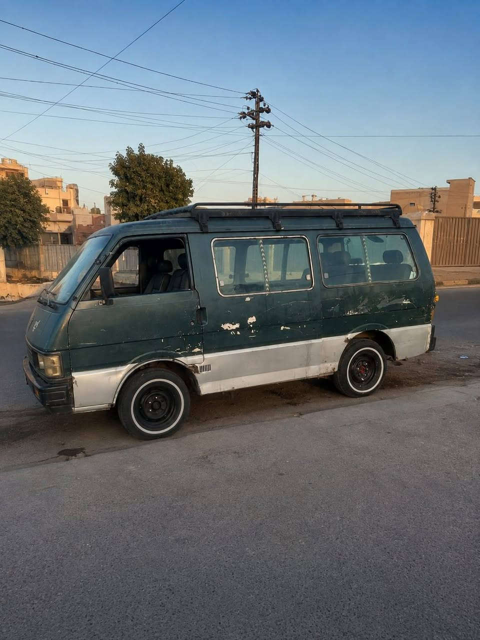 كيا بستا موديل ٩٤ ب٢٠ وبيها مجال محرك بي بخار كير واكسل كفالة
***********
