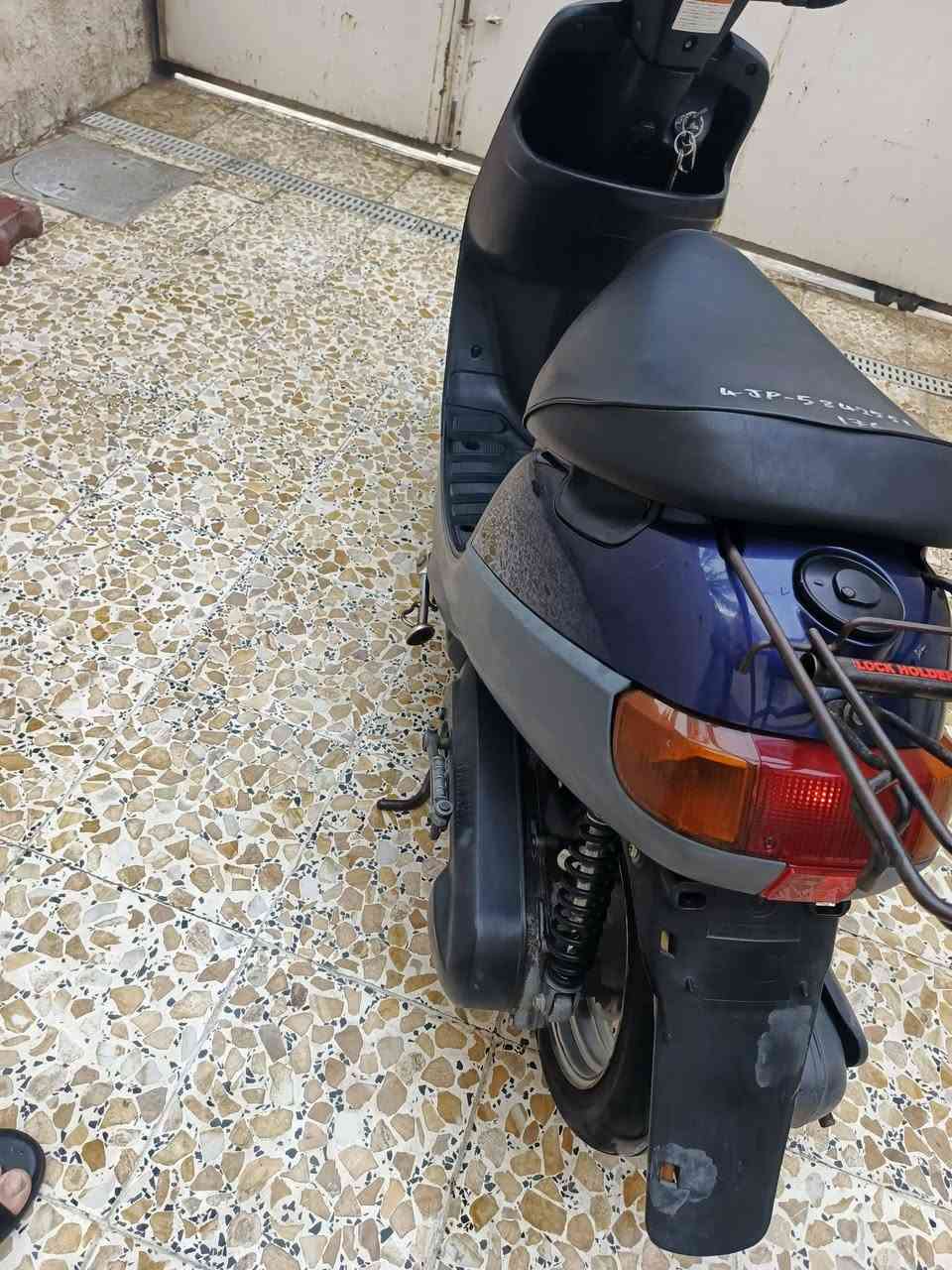 سلام عليكم دراجه بطه للبيع مكفوله من كلشي اوراق باسمي . سعر 600 وبيهه مجال بسيط. الاستفسار (***********) غير متواجد على فيس بك
