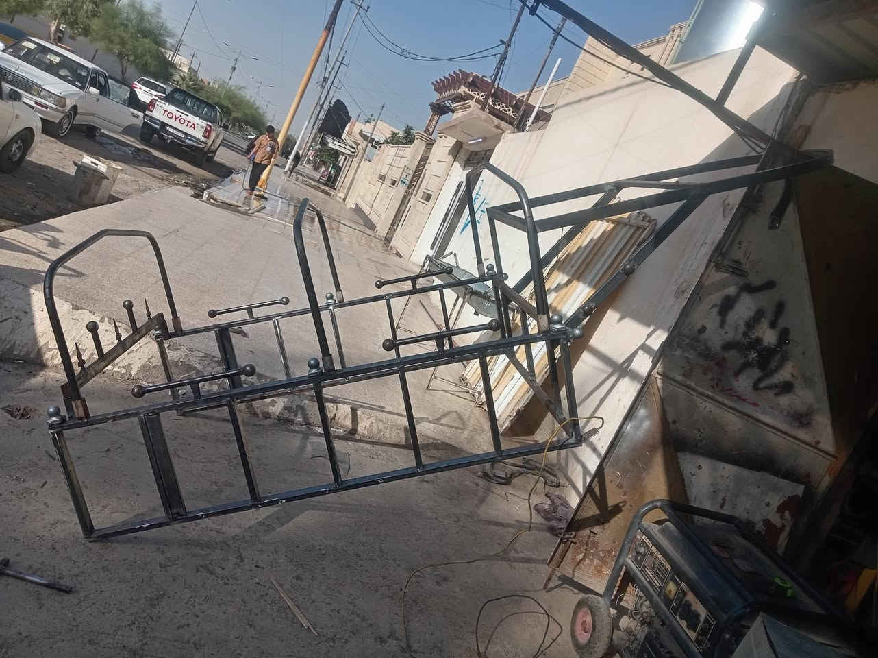 محجل سوته فصال جديد معى اقواس الجادر معى الشد بدون صبغ السعر(٩٠)موبايل (***********) (***********)
