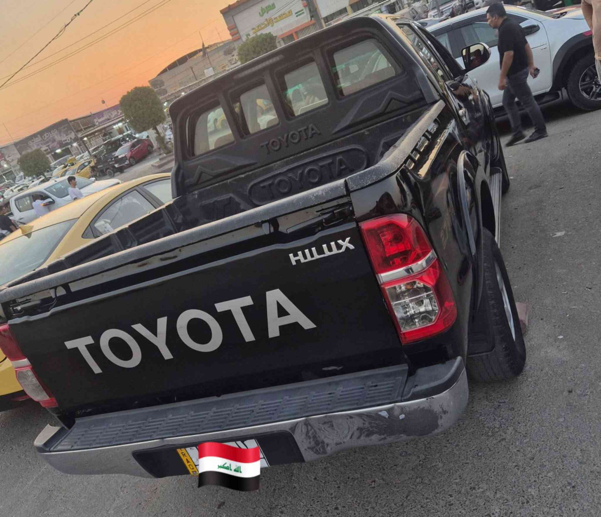 سلام عليكم بيكب تيوتا موديل٢٠١٤ كير عادي للبيع او مراوس سياره صبغ عام بدون ضرر او حادث وبيها مجال للشراي هذا رقمي ***********
