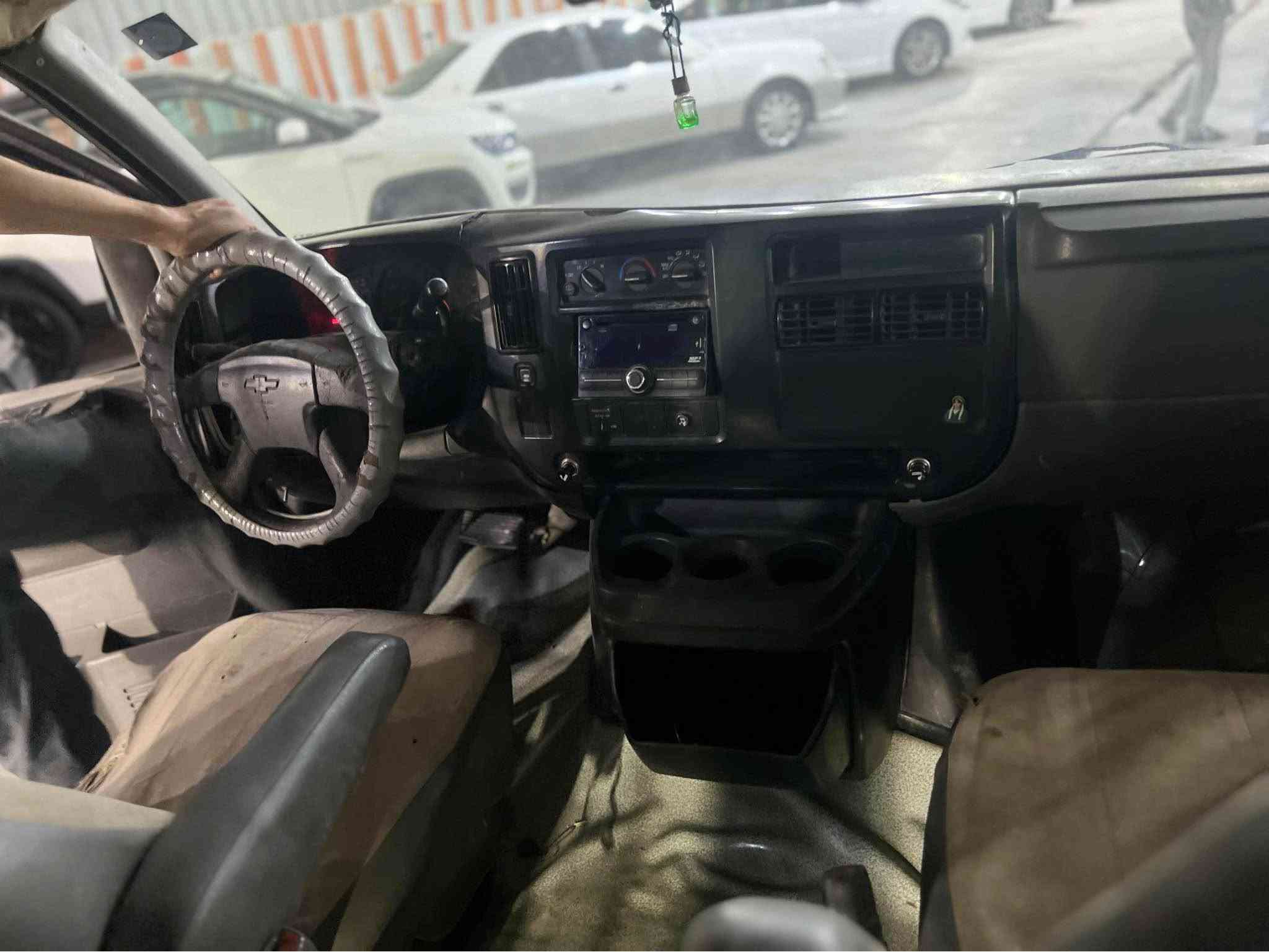 اكسبريس فان • ٢٠٠٩ • شاصي طويل