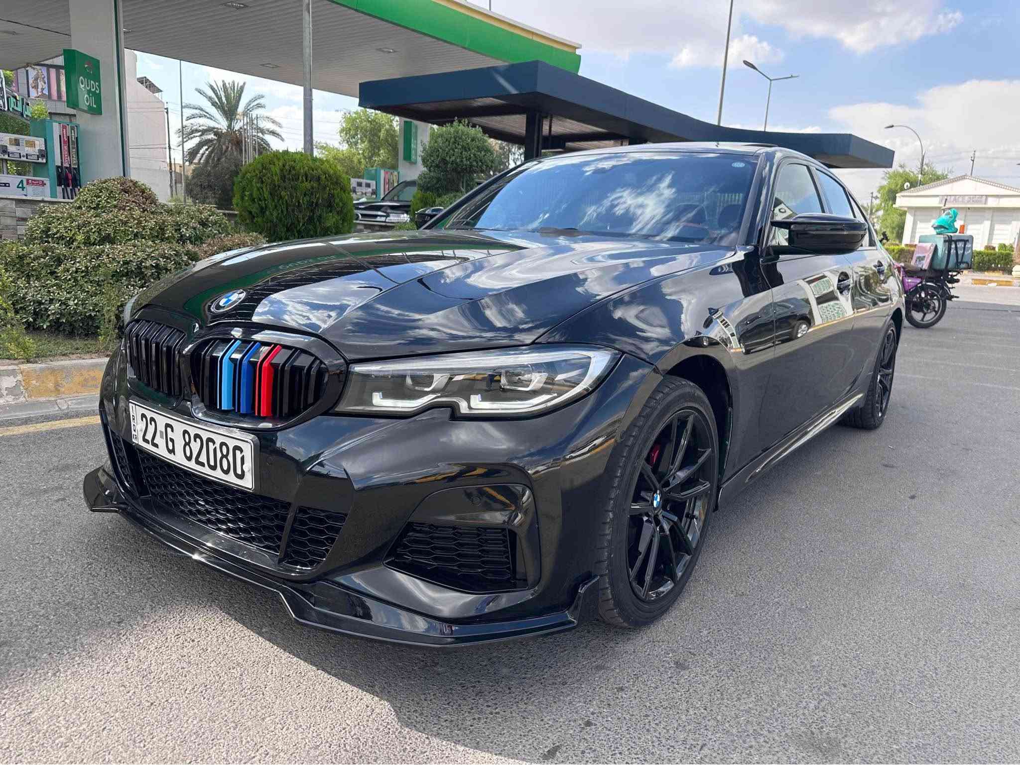 بي إم 330i • ٢٠٢٢ • رقم أربيل