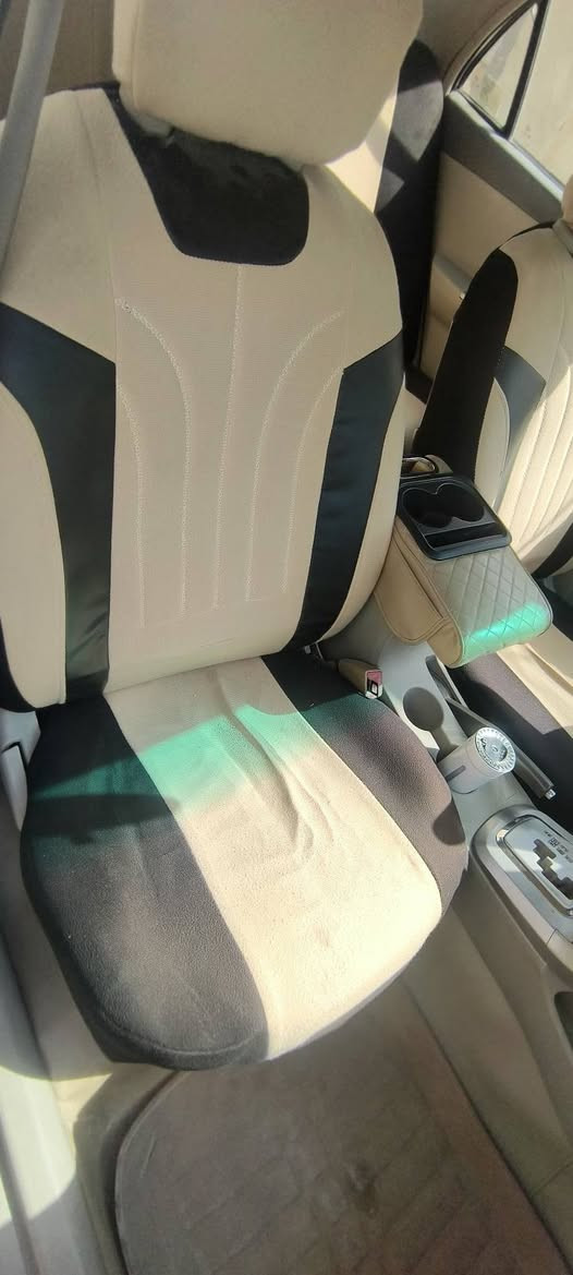 السلام عليكم Byd G3 2013 
ذي قار  عندي وكالة عامة بأسمي وراعيها موجود
 بكل وقت تريد مداور بالخدمة
گير مكينة بلادي تخم تاير ويل اسود جاهزة تبريد شغال تدفئه 
مكينة بيها خيط تبخير قليل جداً 
السعر ٤٥ ورقة بيها مجال قليل للشراي 
التواصل على الرقم ***********
