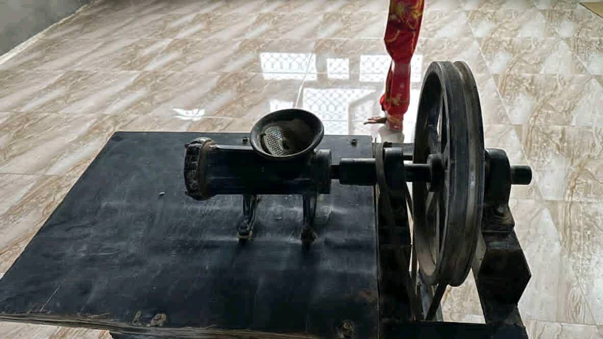 مثرمه لحم حجم 22