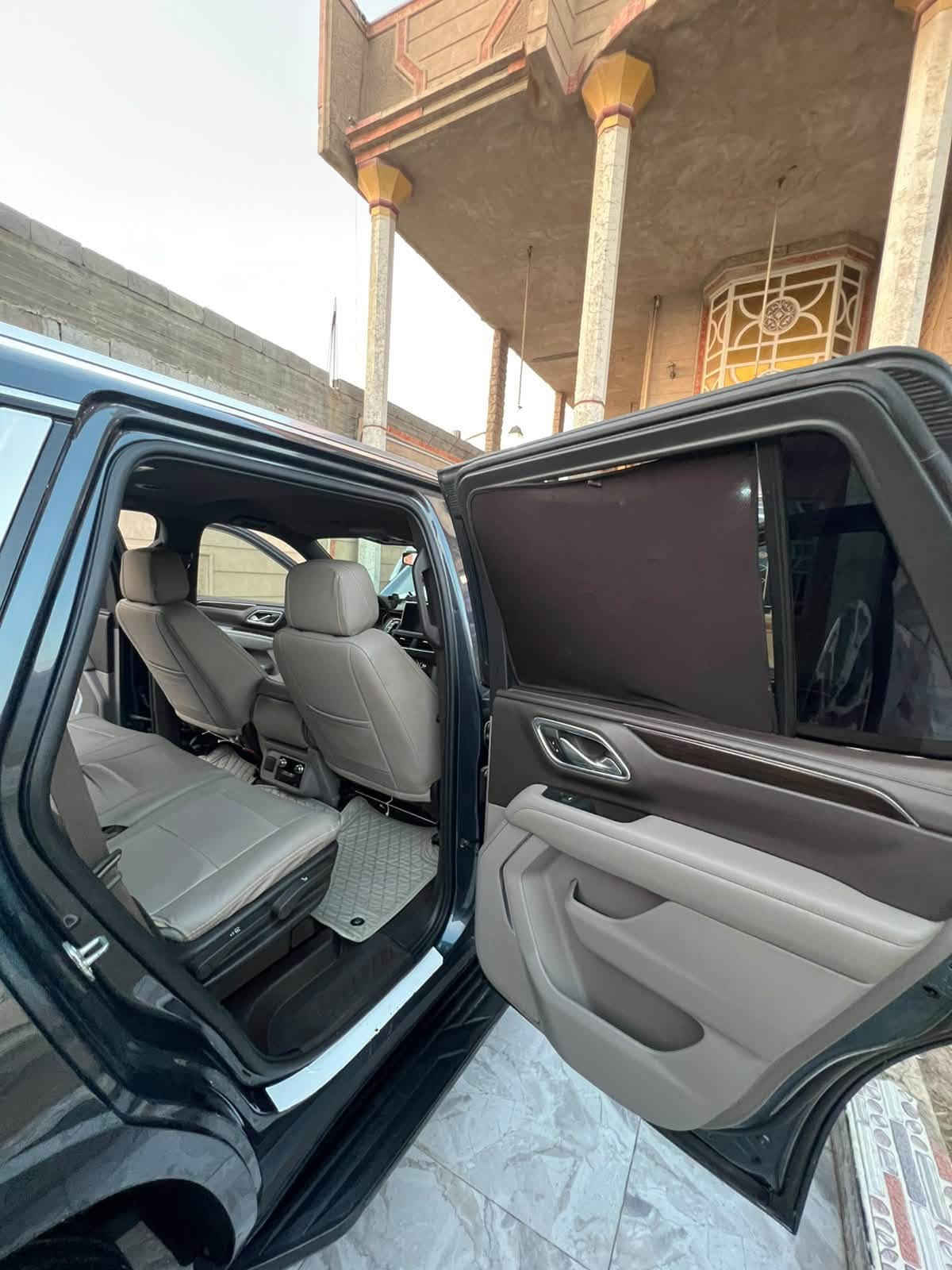 #المركبة     : GMC 
#الضرر       :  الشبك الأمامي مبدل 
#الرقم.       : خصوصي
#السعر      : اتصل على رقم  
________________________
المواصفات
    ✅ نص فول
✅ محرك 8 سندر
✅ لايتات عدسه 
✅ حساسات امامي وخلفي  
✅ جنطة كهربائي 
✅ بصمة 2 ابواب وبصمة تشغيل وتشغيل عن بعد
✅ هاند بريك كهرباء 
✅ شفتات ستيرن تحكمات
✅ دخول بصمة ذكي

✅ غرفة السيارة جلد رصاصي بلاد  
✅ شاشة دشبول كبيرة  للتحكم في ايعازات السيارة 
✅ السيارة 8 راكب مع 3 قطع تبريد
✅ تحكم ستيرن جهتين متكامل الايعازات
✅ رادار امامي خلفي تفاعلي للتنبيه من التصادم
للاستفسار ***********
