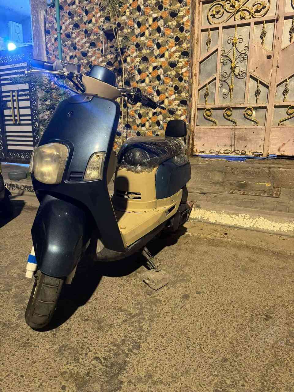 دراجة بوليس نضيف مكينه مفتوحة مبدله ولفات العنوان البصرة القبله رقم *********** وتساب فقط Singapore
