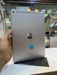 ايباد ٨ • جديد • ٣٢ جيجا