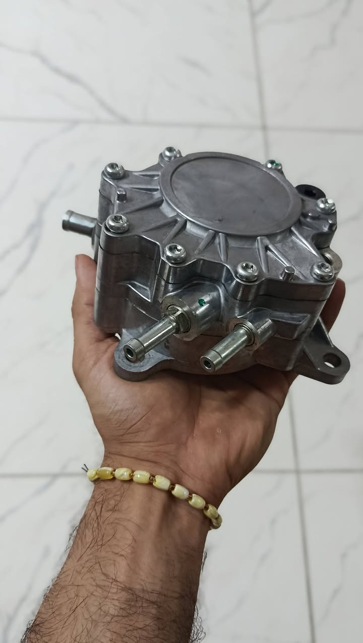 قطعة أودي • قطع غيار