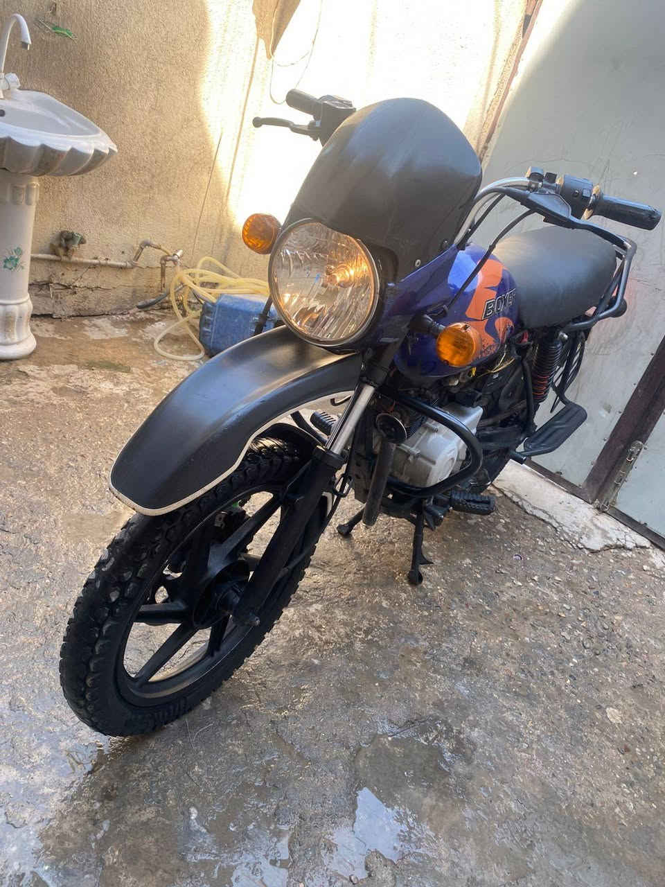 دراجه بوكسر مديل 21 دراجه نضيفه بمعنه الكلمه ممشتغله دلفري بسمي تحويل ثاني يوم جانت مضمومه 1900 وبيه مجال قليل ‏‪***********‬‏
