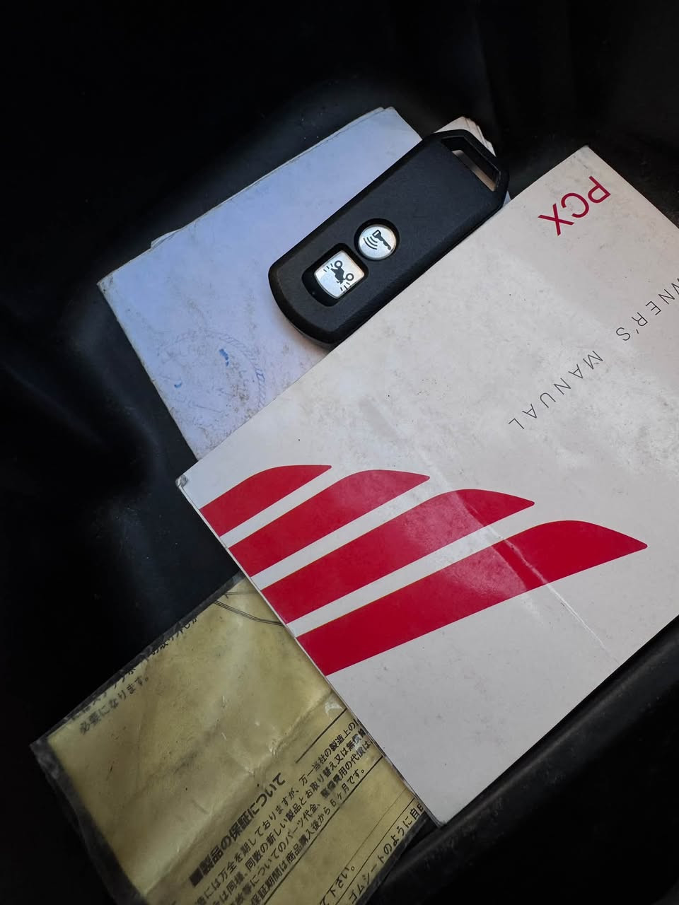 سلام عليكم PCX جيل الثالث ياباني
 نازله من المعرض قبل شهرين 
ابيعلك عله صور مزاد اليابان 
الدراجه بحاله الوكاله وياها منفيسهة وكتلوكاتهة 
وبيه شاشه كاربلي الدراجه ولا غلطه كفاله حته من الطسه
حساس ازدحام✅
حساس ستان ✅
الدراجه كفاله من التاير للتاير اي نقص مابيه  
وشرط الضمان ✅
مكاني الامين الثانيه شراي اتصل*********** 📞

نص مكتوب في الصور:
- Cost calculation
- Price in yen
- 214 .000 ¥
- Finish price in yen
- 000 000 ¥
- Calculate
- Overall rating
- 5
- Year of registration
- 2018
- Mileage
- 25 247 km
- Displacement
- 125 cc
- Frame
- JF81-1030135
- Engine number
- JF81E-5030122
- Color
- gun-metal
- Average price
- 237 000 ¥
- 197 068 ¥
- Auction comment
- 各所変色大。外装仕上げ油。
- Similar sales
- Rank 5 bikes Monthly Sales
- Data Sold 28 bikes in the
- range of ¥184,000 to
- ¥242,000
- Sales statistics
- Previously sold?
- 5/7
- Motorcycle photo