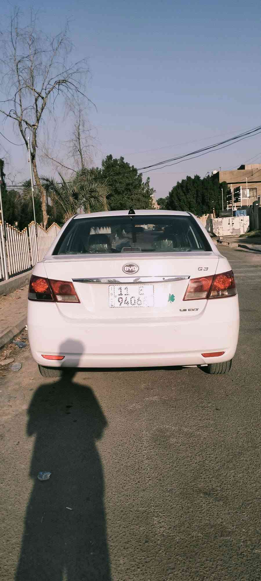 اللهم صل على محمد وال محمد
بي واي ديg3 موديل 2013
فول مواصفات 
كهربائيات شغالة 
بيها خياسات بالباب الخلفي مرشوشة 
كير محرك خير من الله 
كشنات جلد 
سيارة مال بيت 
ماشية 180 
رقمها بغداد تحويل ثاني يوم بأسمي مو غير شخص 
التبريد عاطل بي كلج مال كمبريسر 
سعرها 50 وبيه مجال للشراي 
*********** 
متوفر واتساب
