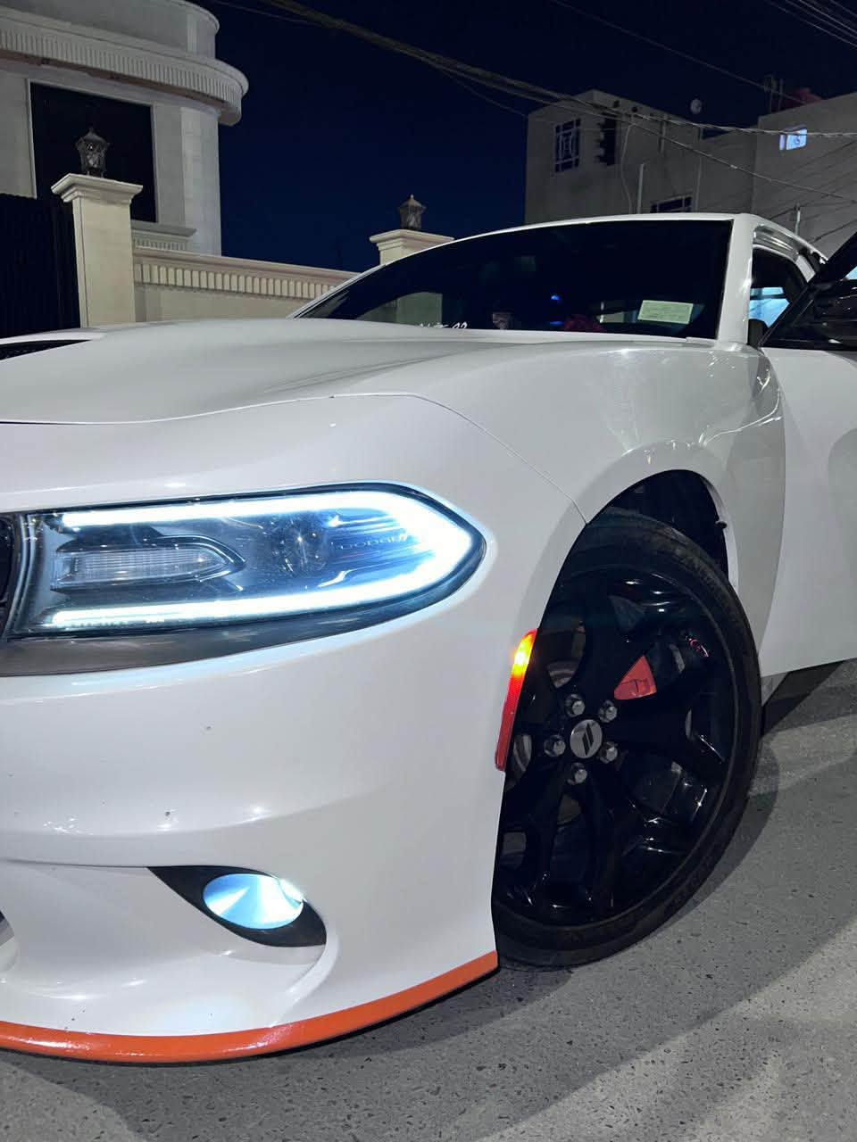 للبيع ١٩ اصل مكينه ٣٦٠٠ السياره جاهزه لتواصل ***********

نص مكتوب في الصور:
- 000-28183765 - 08/05/2020 - IAAI