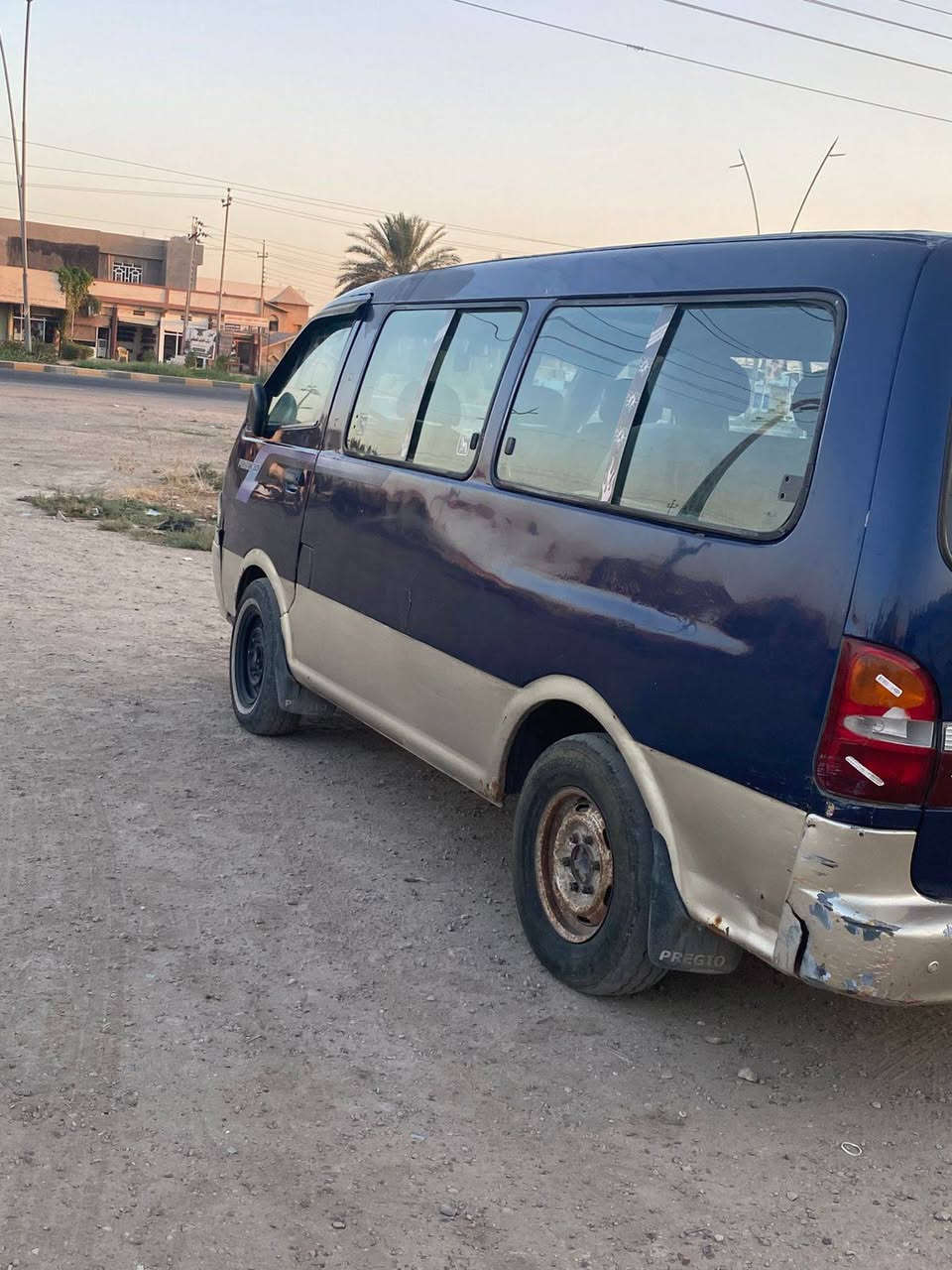 السلام عليكم بريجو 1996 للبيع رقم انكليزي  بأسمي السعر 42 ورقة وبيهة مجال 
المكان ديالى المقدادية 
‏‪***********‬‏
