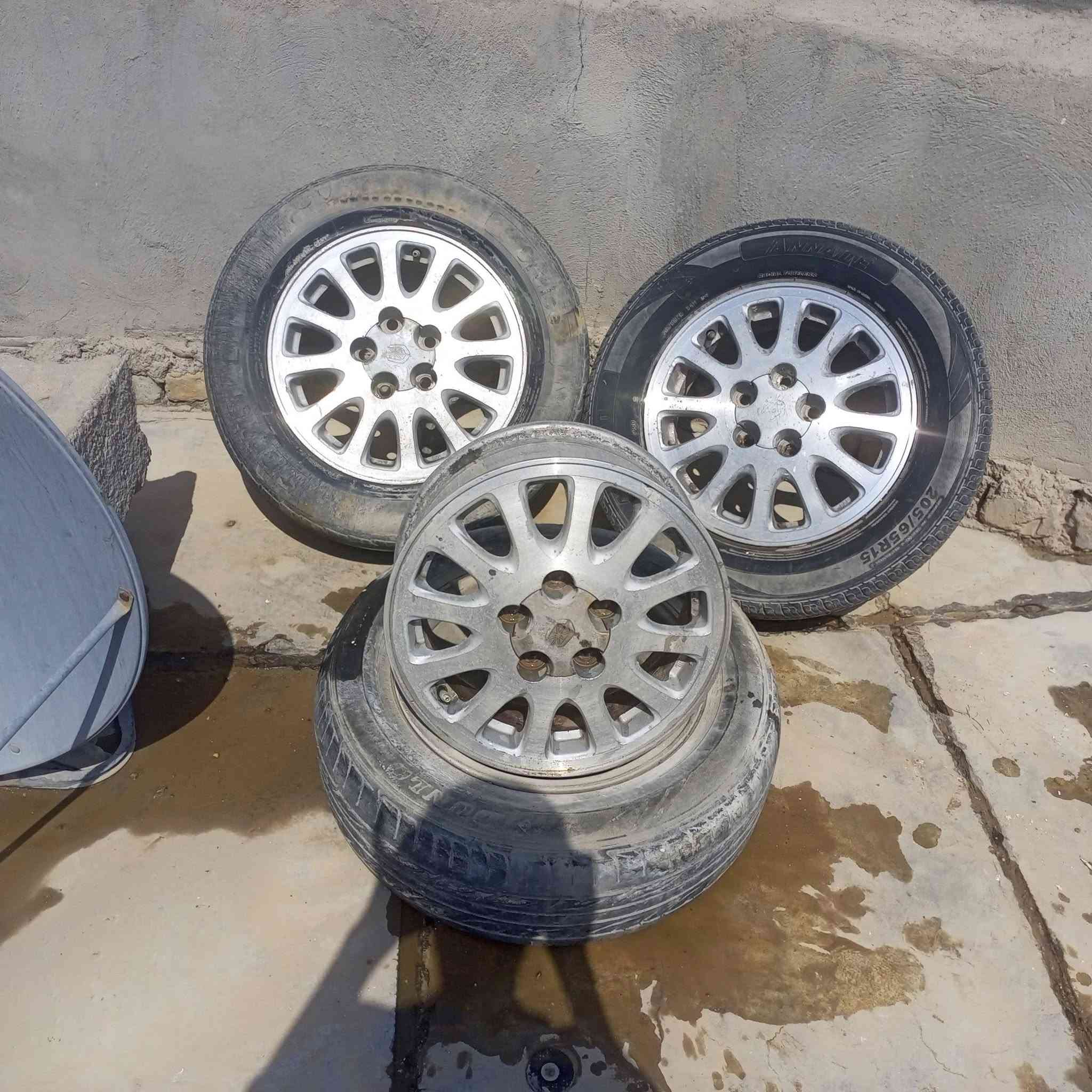 السلام عليكم رنكات مال مارك أربعه   نضيفات السعر ٢٠٠ الاستفسار ***********

