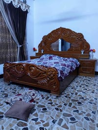 غرفة نوم • خشب صاج • حي صدام