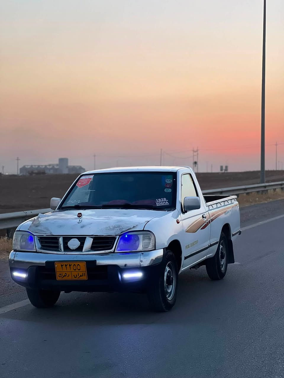 پیکاب نیسان مۆدیل ٢٠٠٨
٣پەرجی بۆیەخە گیرو مەکینە بەشەرت ئەکسل بەشەرت ٤وەر تای تەزو سەحر ٨١ وەروقە مەحمەلکی برایەنە

***********👈🏼
