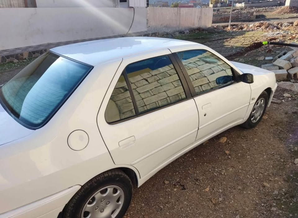 بيجو ٣٠٦ • موديل ٢٠٠١ • رقم سليمانية