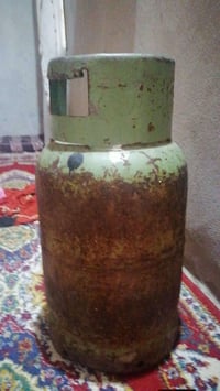 قنينتين غاز • عراقي • للبيع