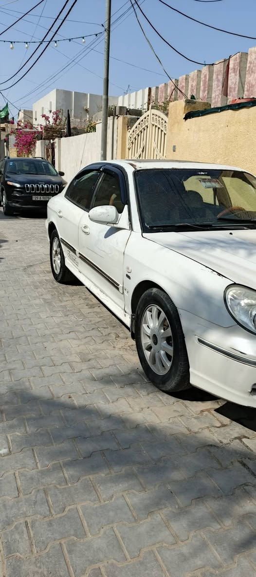 السلام عليكم ☘️
سيارة سوناتا وفود موديل 2005
السيارة خير من الله 
فتحة سقف
شاشة 
تبريد 
كير مكينة مكفولات 
مكينة ستة سلندر 
تخم تاير جديد 
رقم اربيل
شرعية مكفولة 
للاستفسار الاتصال على الرقم 
‏‪***********‬‏
