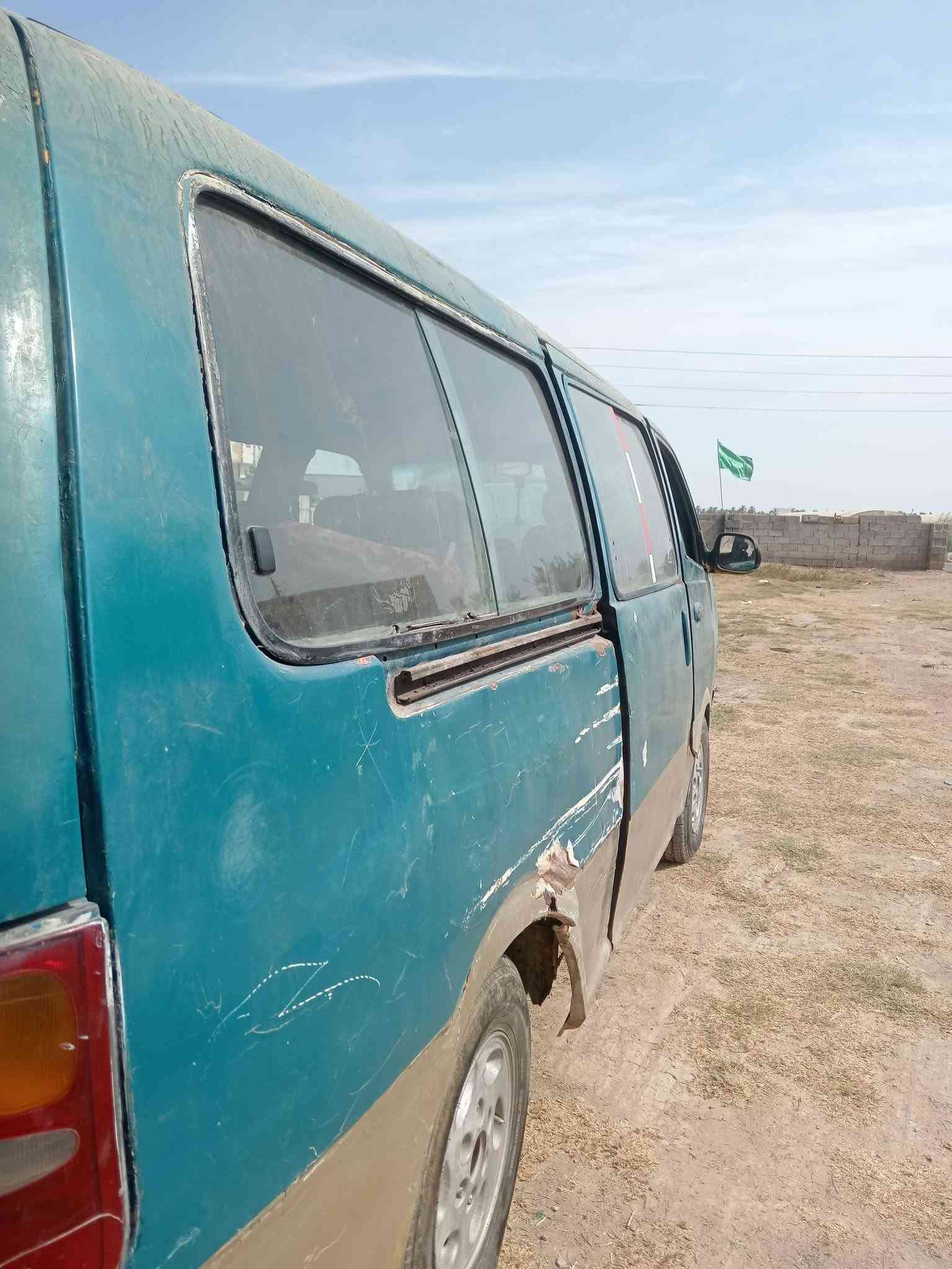 سلام عليكم كيا ابريجو موديل 99سياره كير محرك اكسن مكفولات خير من الله تخم تاير رقم بغداد ***********اني خادم مكان واسط الصويره شارع المطار 🩵
