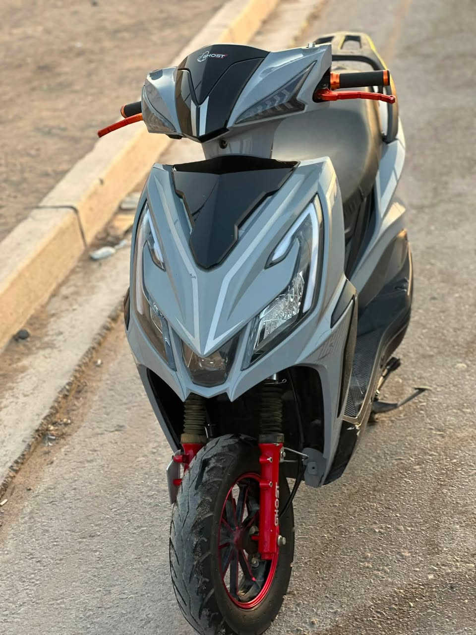 للبيع دراجة  تايوان 🛵🔥
دراجة نظيفة ومرتبة، مثل ما موضح بالصور، جاهزة للاستخدام وما تحتاج شي.
🔹 حجم المحرك: 125 سي سي
🔹 اللون: رصاصي / أسود
💰 السعر: 750 ألف دينار
🤝 قابل للتفاوض بالمعقول 

📍 المكان: البصرة / الزبير
📞***********
