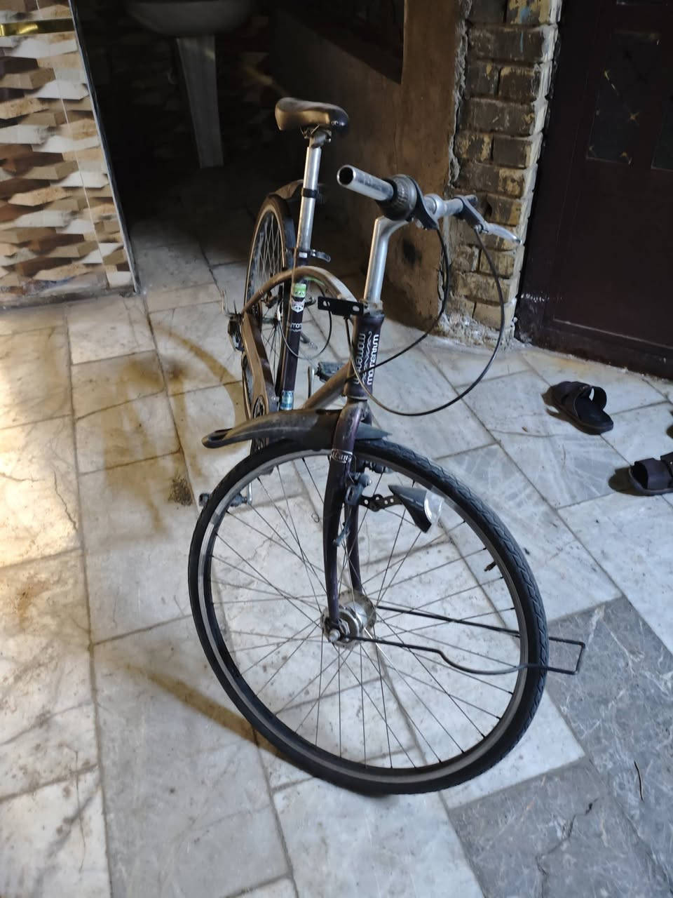 🚲 للبيع باسكل C700 ياباني أصلي مال باله 🇯🇵

باسكل C700 مرتب ونظيف، استخدام شخصي وحالته زينة، جاهز للاستخدام وما يحتاج شي.

• قياس 26
• فرامل أمامية وخلفية
• تبديلات شغالة
• تواير بحالة زينة

السعر: [85الف]
قابل للتفاوض للجاد فقط.

📍 المكان: [الحريه]
📩 الرقم *********** 
واتساب فقط.
