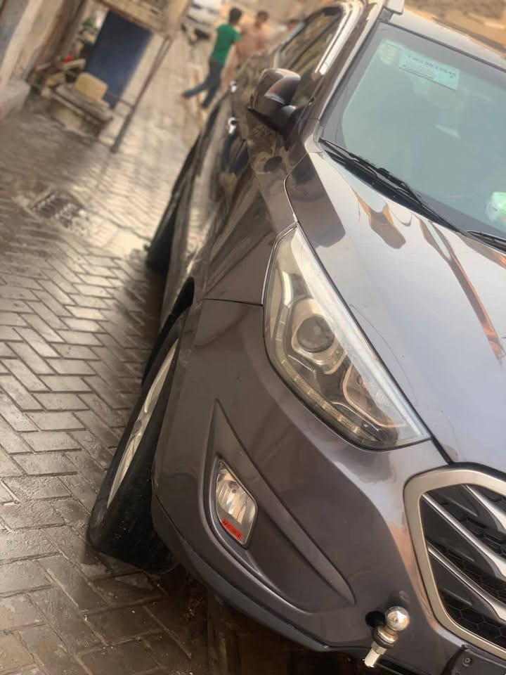 توسان • ٢٠١٠ • ٢٠٠٠ هايبرد