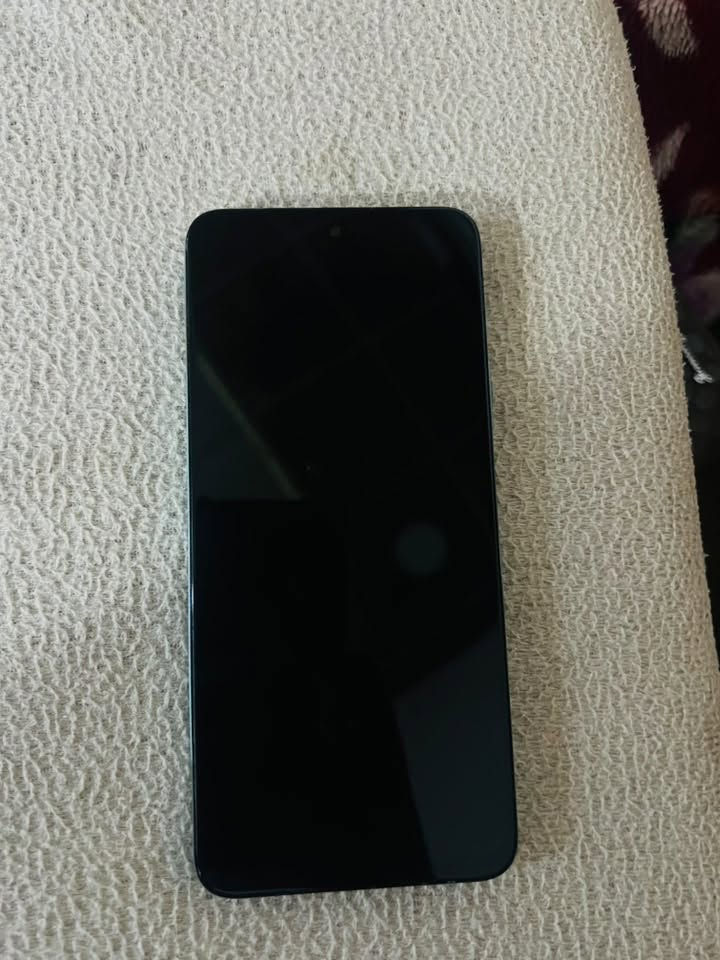 هونر x7b ذاكره 256 بطاريه 6000 رام 12 معالج سناب دراگون 680جهاز جداً نضيف سعره 175 للتواصل *********** واتساب
