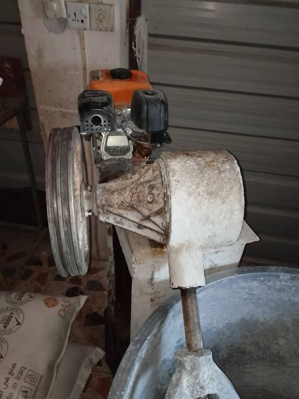 عجانه تعجن كيسين طحين شغاله جاهزة ما شاء الله للبيع السعر 750 الف
هاتف ***********
