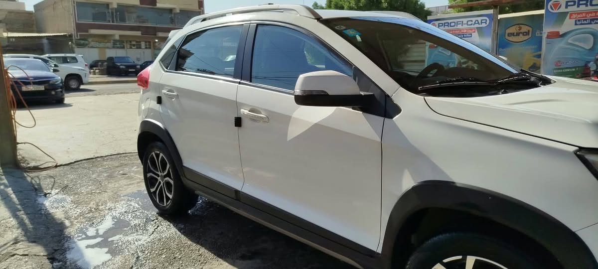 سلام عليكم تيكو 2 وارد خليجي مكفول من اي ضربة او صبغ
موديل 2018 محرك 1.5L
كير AT قوي وعملي 
مشاية 30km  الف كيلو متر فقط 
تبريد شاشة حجم 10 تحكم ستيرن سستم سماعات 
نظام سبورت و ايكو سيارة جهاز شغل و اطلع كبل 
سعره 80 ورقة بيه مجال حك جيه 
عنوان بغداد الدورة ***********
