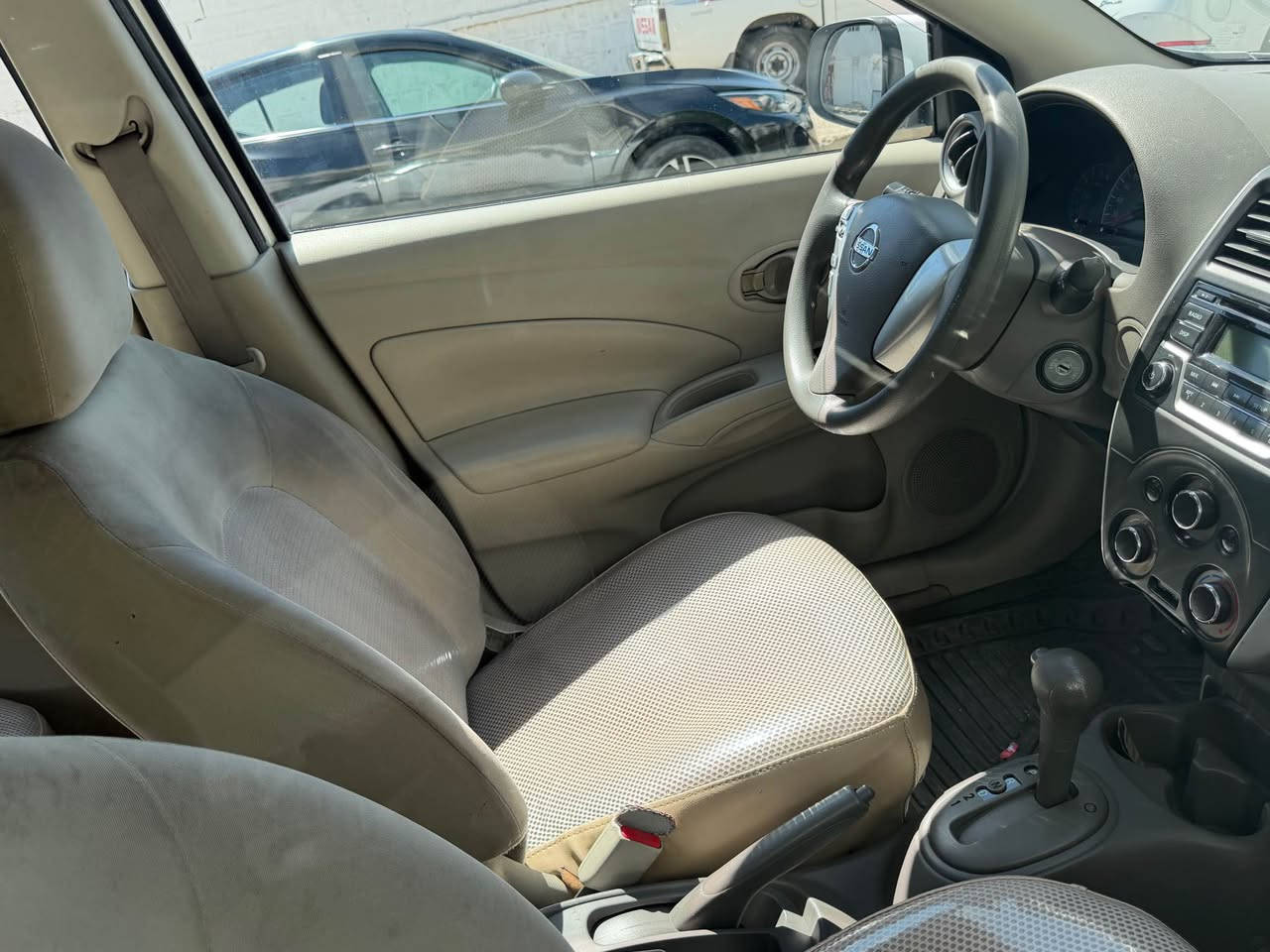 نيسان صني هيندي شةريكةي هةولير ٢٠٢٢ بي سبوغ ١تةعديلي هةية ١٦٠كيلومتر رويشتوة گير و مةكينةي بةشةرتة گير و مةكينةي بةشةرتة يةك دينار مةسروفي تيدا نيية ١٠٥$ وةرةقة و مةجالةكي زور كةم گورينةوة ناكةم شوين هةولير 
***********
Whatsapp أربيل, العراق
