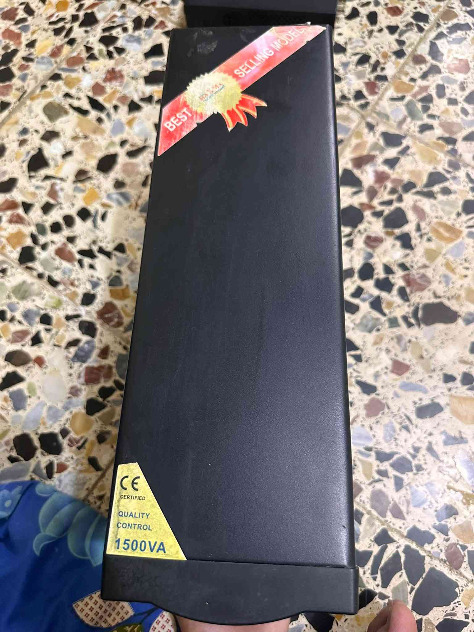 سلام عليكم حبايب قلبي 
   عراض كامله بنكات بلوجكترات كامرات سستم كامل 
   كلمن وسعره الشراي يتصل. وبالخدمه وكلها شغاله. 
يوبي اس شحن 6 ساعات. حبايبي. المو شراي لايتصل رجائن 
***********
