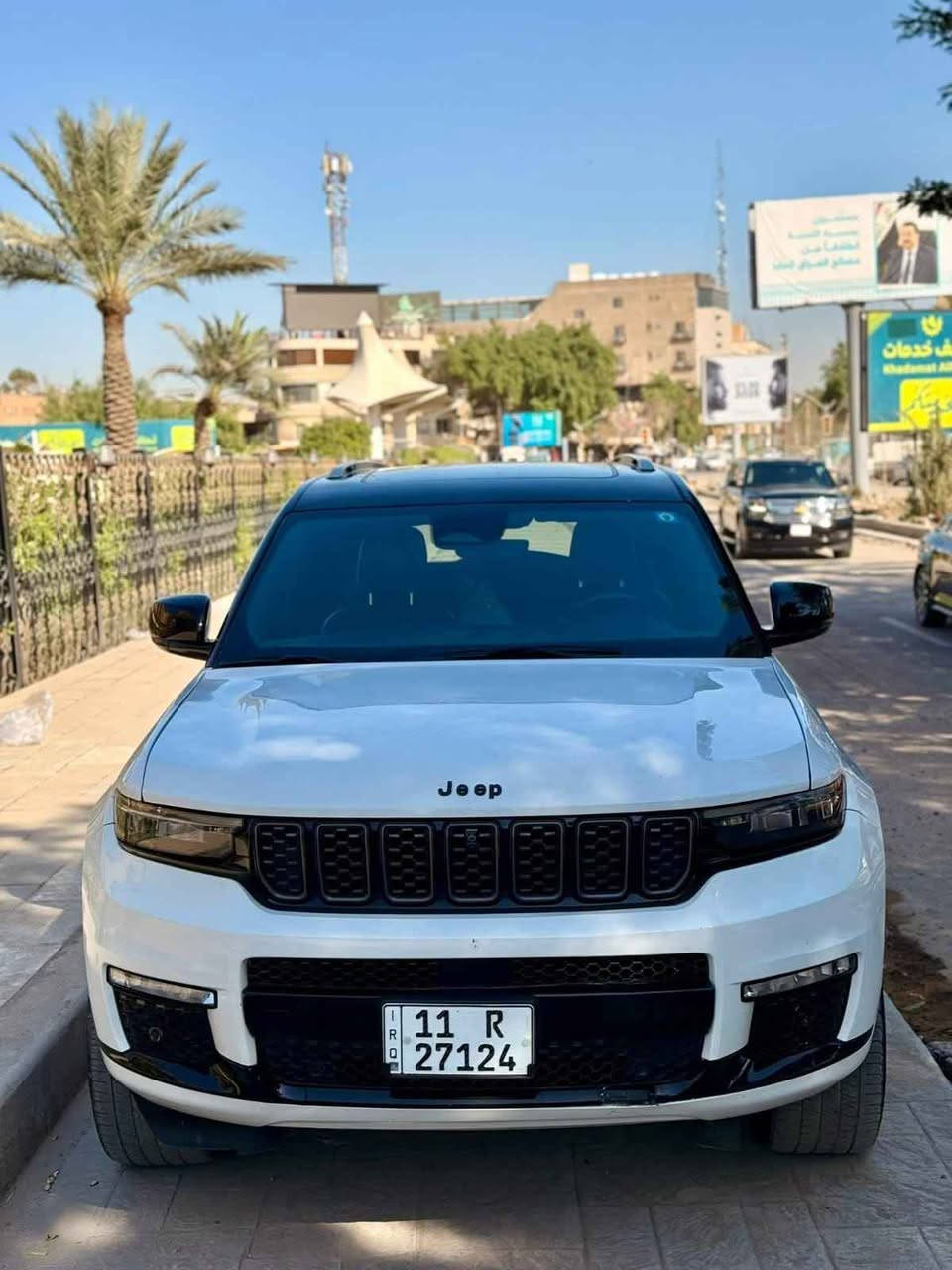 جيب سومت. 2023 ( امريكي )
فول فول مواصفات فورويل بانوراما

تو كلر شبابي 
 السياره شبه كلين ما بيها اي ضرر
فقط بنيد مبدل و صور الحادث موجوده بالمنشور

الموديل : 2023 . (امريكي) .
المحرك : V6. 3.6L .
العداد :52  الف مايل قابل للزياده
موصفات:
رباعي 4x4
﻿﻿نظام تعليق هوائي (جكات).
﻿﻿قيادة ذاتية عند المنعطفات.
﻿﻿رادار امامي مع مانع تصادم .
﻿﻿نظام الرؤية الليلية.ناضور ليلي
﻿﻿تحذير الخروج عن المسار .
﻿﻿مستشعر نوم السائق مع نظام التوقف الآلي
﻿﻿تحذير النقطة عمياء ٥ .
﻿﻿نظام تحذير عند التقاطعات.
﻿﻿نظام تحذير عند تجاوز السرعة المحددة.
﻿
﻿﻿نظام تقليل الضجيح داخل المقصورة.
﻿﻿إنارة محيطية.
﻿﻿شاحن موبايل وايرلس.
﻿﻿تعديل وضعيات مقود السائق كهربائيا.
﻿﻿مرايا تعتيم ذاتي.
﻿﻿المرايا الجانبية قابلة للطي كهربائيا
مرايا الجانبية فاد
ويل قياس 21 انج .
* سقف بانوراما .
﻿﻿شاشه كبيرة 10.1 انج .
﻿﻿نظام الخرائط (GPS) .
﻿﻿عرض خرائط الطريق على لوحة القيادة.
﻿﻿لوحة القيادة بقياس 12 أنج.
﻿5 كاميرات خارجية مع بخاخات ماء للتنظيف.
﻿﻿المصابيح الأمامية زنون .
﻿﻿كشافات الضباب زنون .
﻿﻿دخول ذكي.
﻿﻿بصمة على 5 ابواب للدخول الذكي.
﻿﻿تشغيل عن بعد .
﻿﻿الصندوق الخلفيي كهربائي .
﻿﻿فتح الصندوق الخلفي مع حركة القدم.
أقل
دوسات جانبية
﻿﻿فرش المقصورة الداخلية من الجلد الطبيعي الفاخر.
﻿﻿اضافات من الخشب الطبيعي للمقصورة الداخلية.
﻿﻿ذاكرة لحفظ وضعيات الجلوس للمقاعد الأمامية
﻿﻿مساج للمقاعد الامامية .
﻿﻿المقاعد الأمامية كهربائية .
﻿﻿المقاعد الأمامية تبريد وتدفئة .
﻿﻿المقاعد الخلفية تدفئة .
﻿.
﻿﻿انارة داخلية LED متعددة الالوان .
﻿﻿حساسات امامية وخلفية .
﻿﻿7 راكب .
﻿﻿نظام التشغيل والاطفاء الاوتوماتيكي
﻿﻿مكيف خلفي مع وحدة تحكم منفصلة .
﻿﻿تدفئة مقود القيادة.
﻿﻿مانع تصادم خلفي .
﻿﻿بلوتوث تلفون .
﻿﻿محدد سرعة .
﻿﻿نظام التشغيل والاطفاء الاوتوماتيكي .
﻿﻿نظام بريك اوتماتيكي
بعد هواي موصفات اعلى فئه 1/1
السعر كلش مناسب 355 $ ورقه 

‭***********‬
البصرة البصرة, العراق
